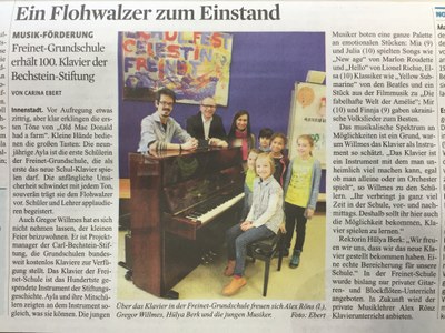 100_Klavier_Zeitungsartikel