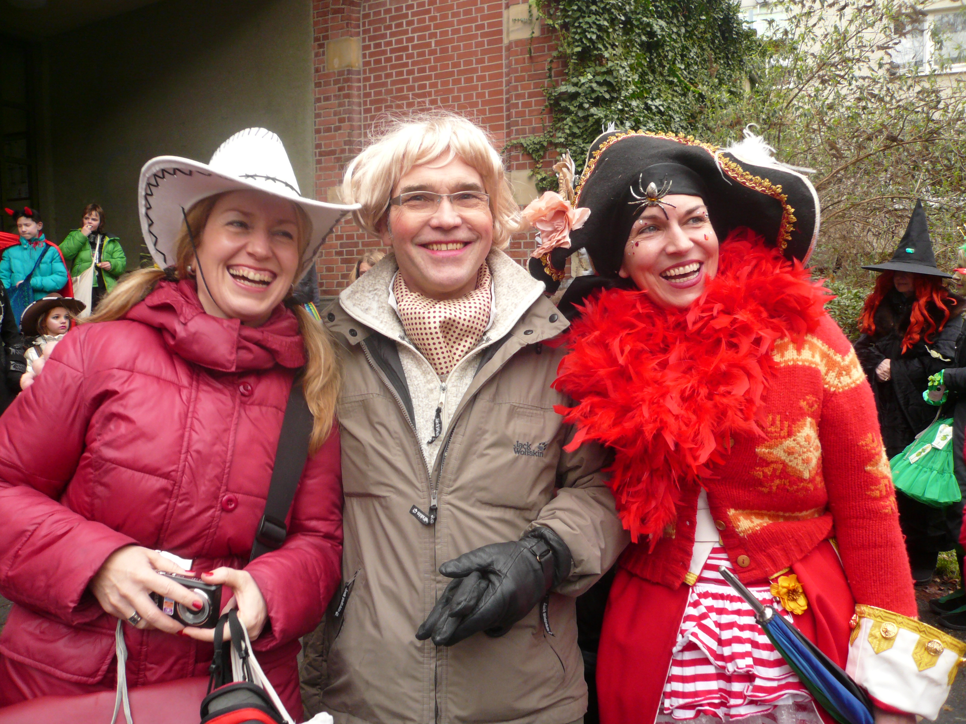 Weiberfastnacht-2013 (17).JPG