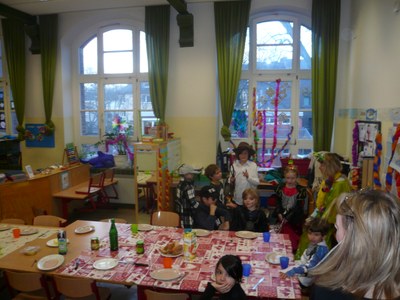 Weiberfastnacht-2013 (3).JPG