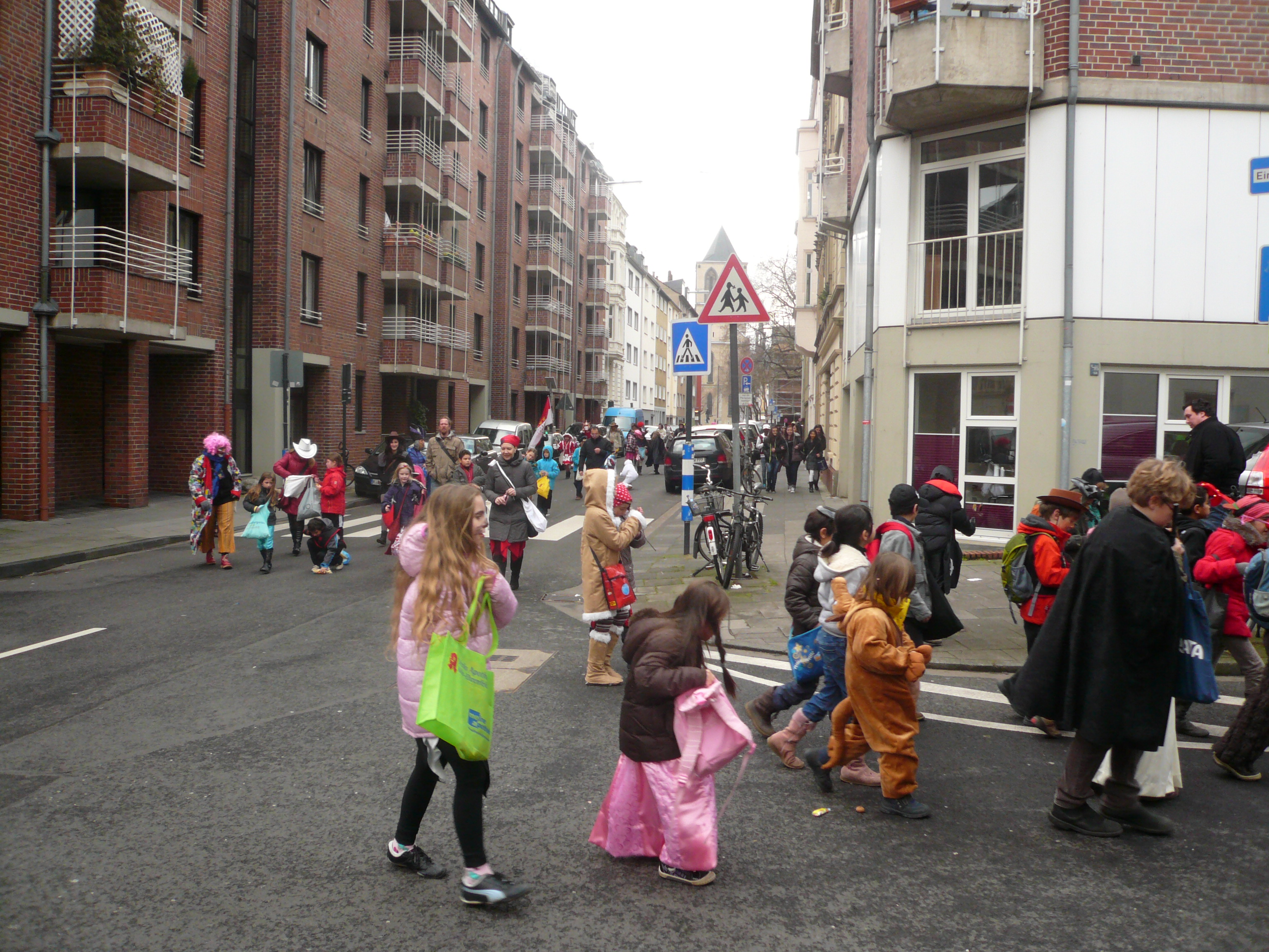 Weiberfastnacht-2013 (35).JPG